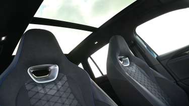 Volkswagen Tiguan UK - roof