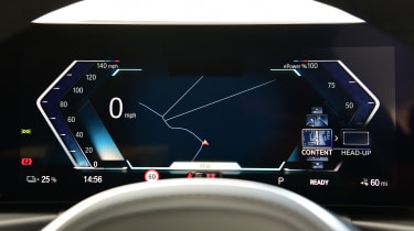 BMW i4 - digital driver&#039;s display