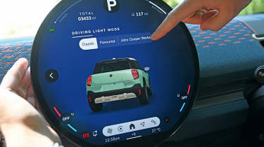 MINI Aceman SE Exclusive - driving mode