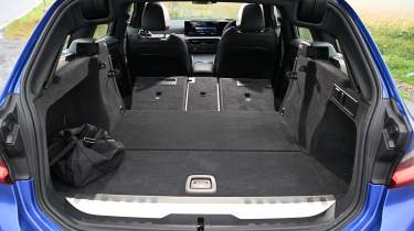 BMW 330e - boot space