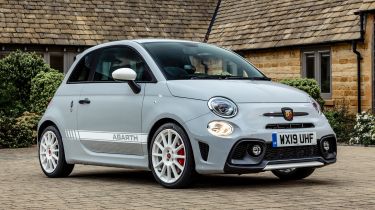 Abarth 595 essessee 70th Edition - front static 
