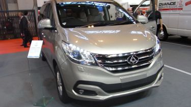 LDV G10 MPV CV Show - front three quarter