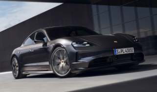 Porsche Taycan Black Edition - front