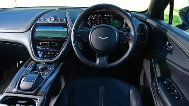 Aston Martin DBX707 - dash