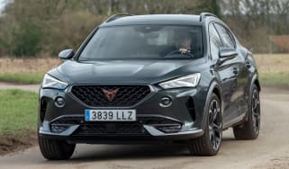 Cupra Formentor e-Hybrid - front