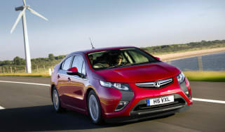 Vauxhall Ampera front track