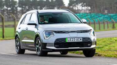 Used Kia Niro Mk2 - front cornering