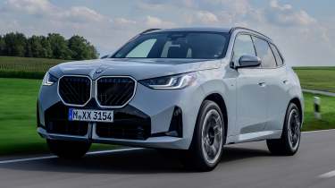 BMW X3 - front action grey