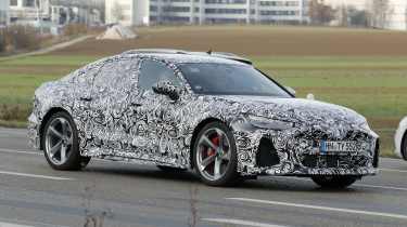 Audi RS 6 (camouflaged) - front 3/4