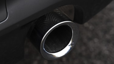 BMW X3 - exhaust