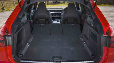 Audi RS 6 Avant - boot seats down