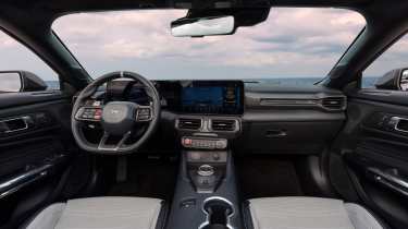 Ford Mustang Dark Horse SC convertible - dashboard