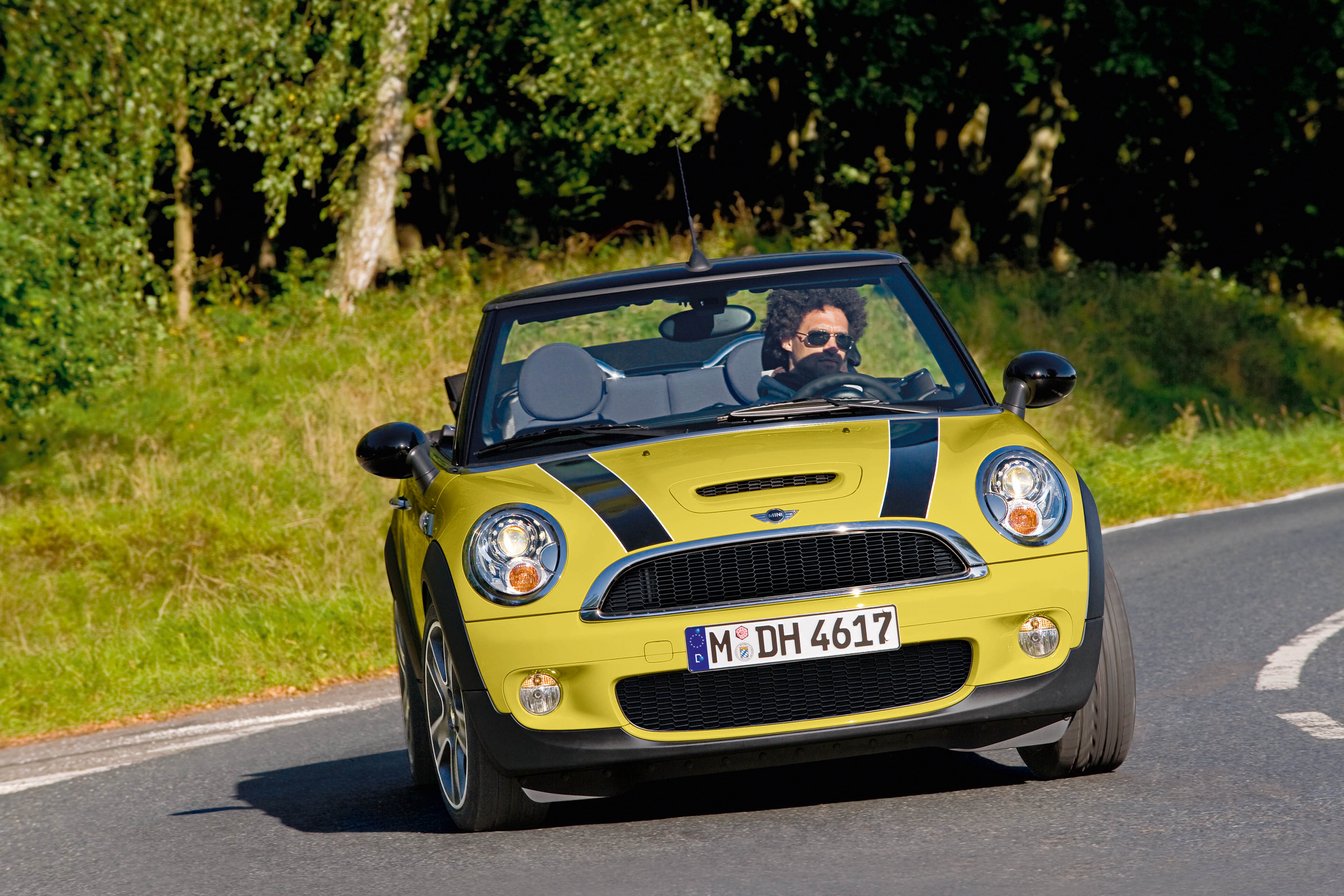 MINI Convertible Cooper S Auto Express