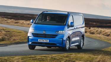 Volkswagen Transporter - front cornering