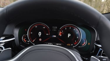 BMW 5 Series 2017 - 540i instruments