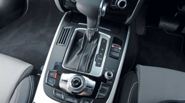 Audi A5 Coupe gear lever