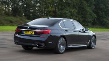 Used Car Hunter - luxury saloons, BMW 7 Series - rear tracking 