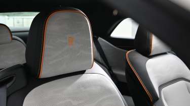 Rolls-Royce Spectre II - head rest