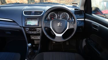 Suzuki Swift 4x4 - interior