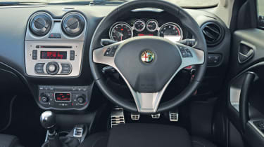 Alfa Romeo MiTo interior