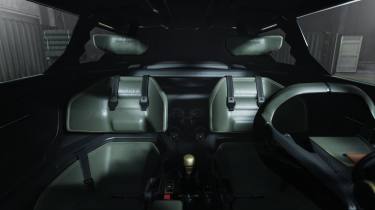 Aston Martin Dreadnought - seats