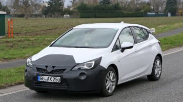 2019 Vauxhall Astra spyshot - front