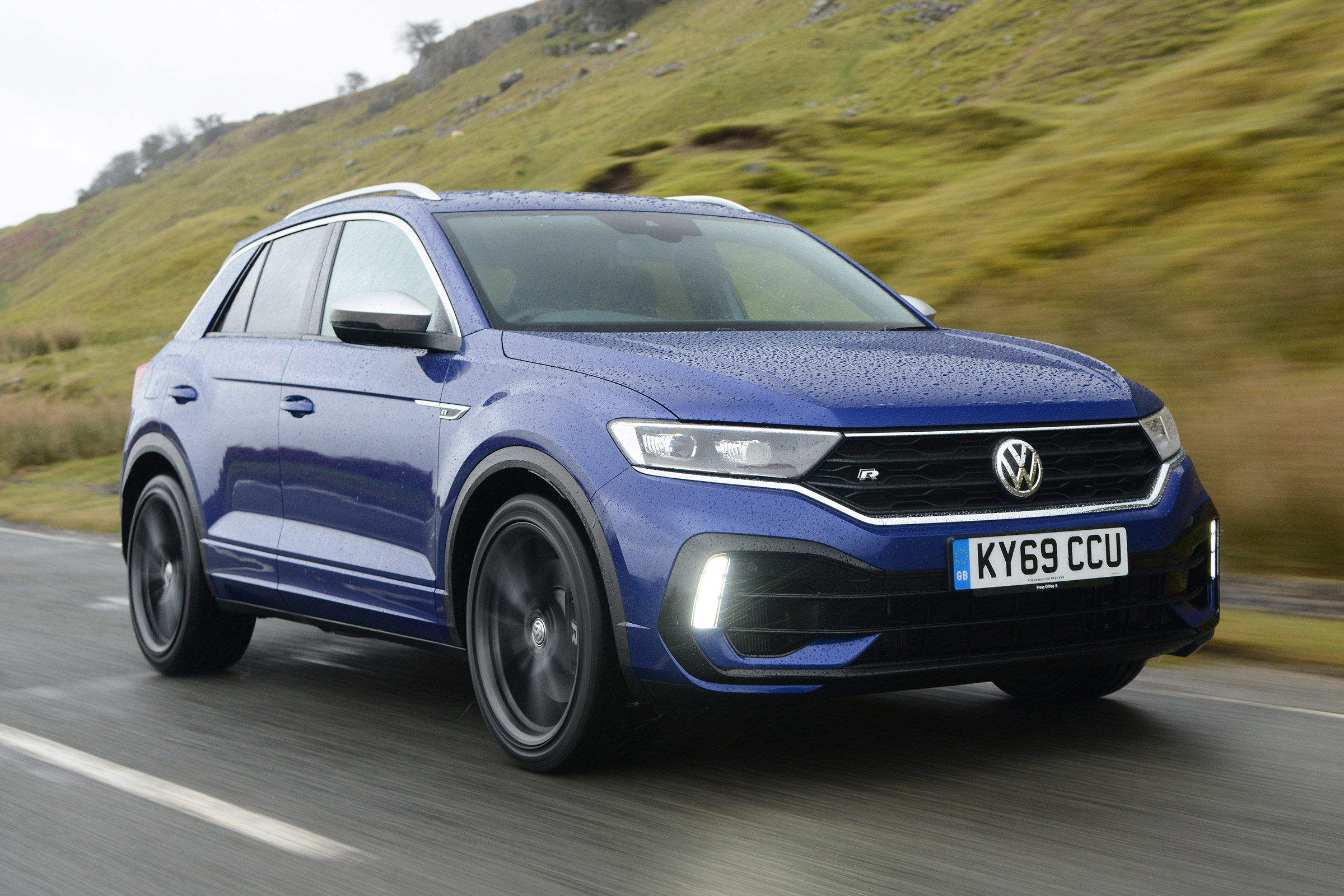 New Volkswagen T-Roc R 2020 review  Auto Express