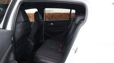 Peugeot 308 GT - rear seats