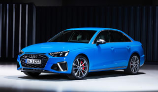 Audi S4 - studio front