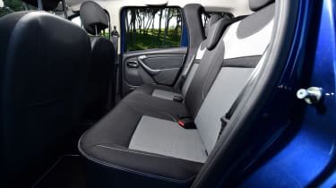 Dacia Duster facelift - rear seats