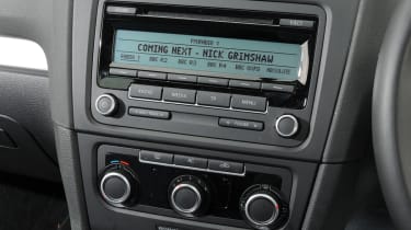 VW Golf 1.6 TDI BlueMotion centre console