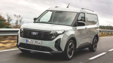 Ford Transit Courier - front