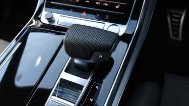 Audi Q8 - transmission