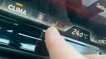 Cupra Terramar V2 - heated seats