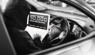 EU to crack down on car clocking companies