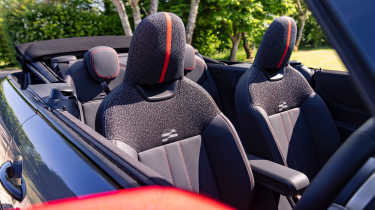 MINI Cooper Convertible - seats
