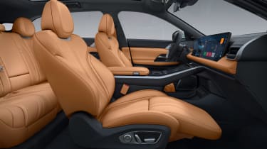 Xpeng G9 - front seats