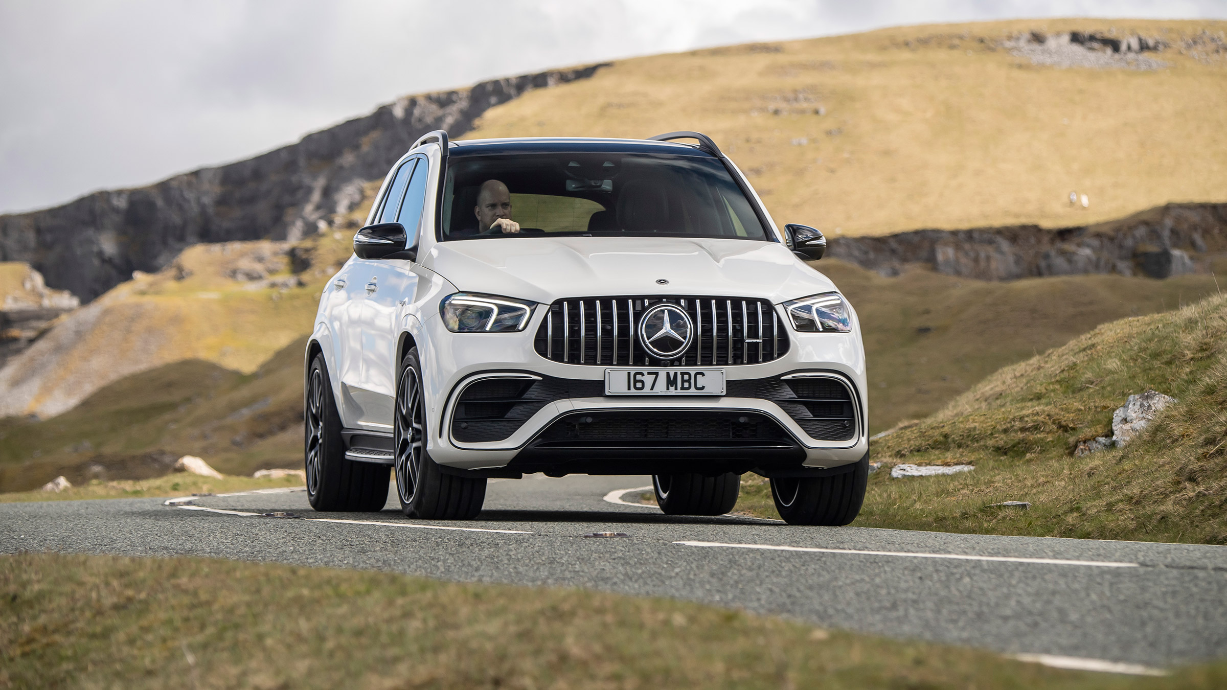 Mercedes Amg Gle63 S 21 Review All Brawn And No Brain For Amg S Cayenne Turbo Rival Evo