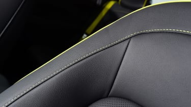 Hyundai Kona Diesel - seat detail