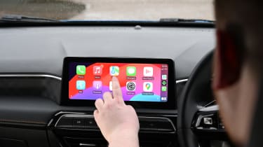 MG 3 Hybrid + long-term test - Apple Carplay