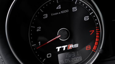 Audi TT RS dials