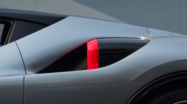 Ferrari CZ26 - side detail