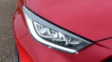 Toyota Yaris - headlights