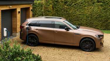 Mazda CX-80 - front angled charging