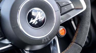 Alpine A110 S - steering wheel detail