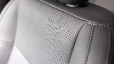 Leapmotor B05 - seat fabric
