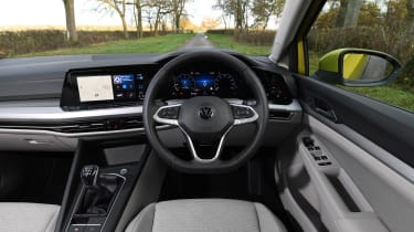 Volkswagen Golf - interior