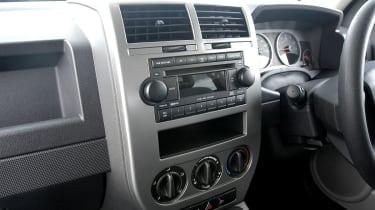 Jeep Patriot 2.0 Diesel Sport interior