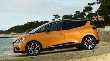 Renault Scenic 2016 - side