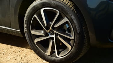 Citroen C4 Picasso Touch Edition - wheel